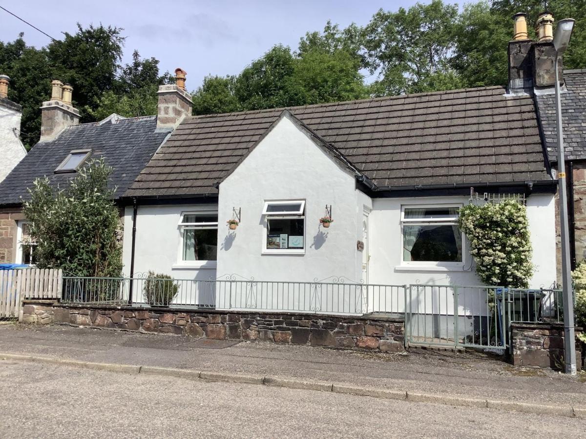 Moriston Cottage Lochcarron Exterior photo